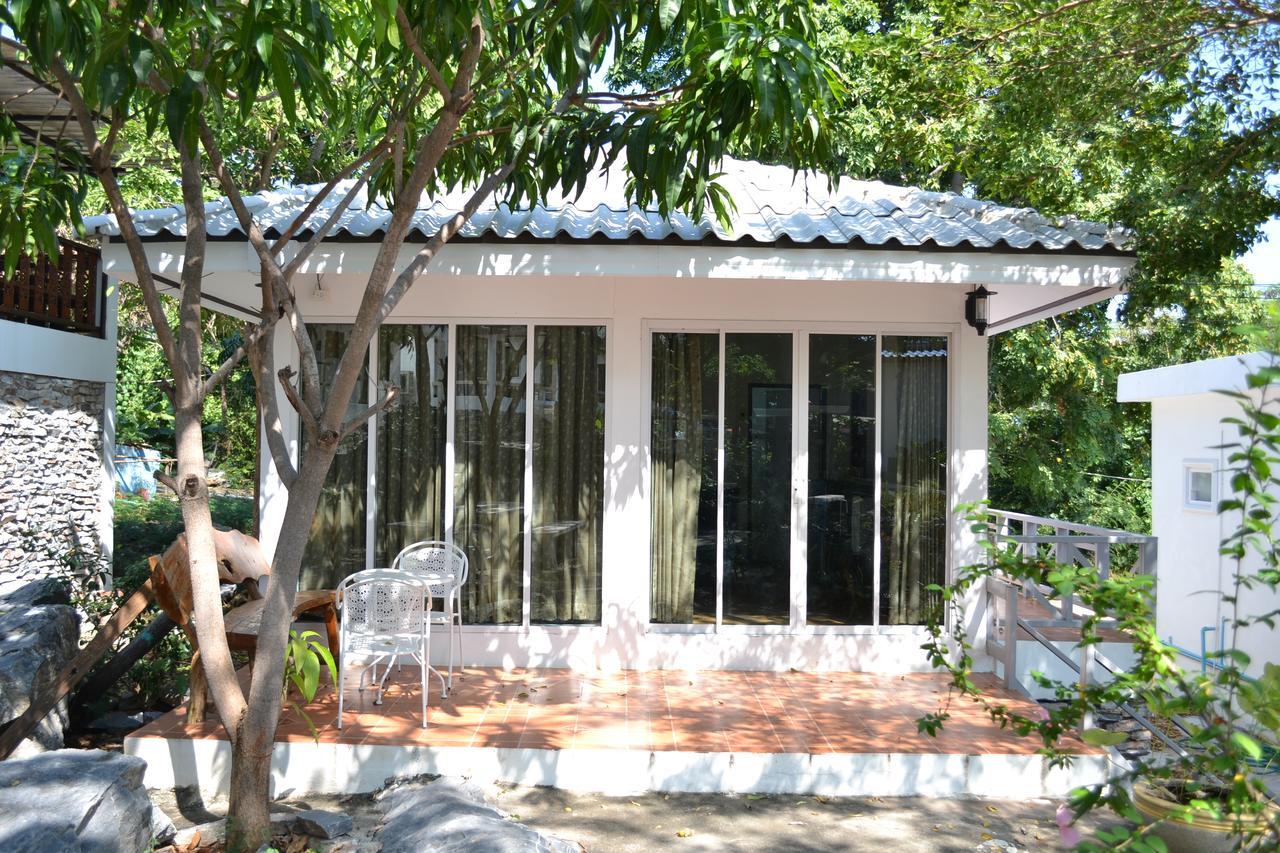 Benjaporn Bungalow Đảo Koh Si Chang Ngoại thất bức ảnh